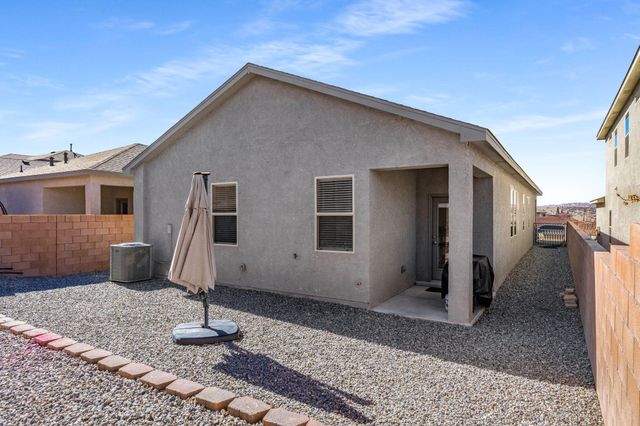 6488 Gannett Drive NE, Rio Rancho, NM 87144