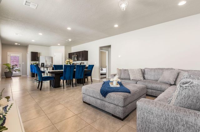 6488 Gannett Drive NE, Rio Rancho, NM 87144