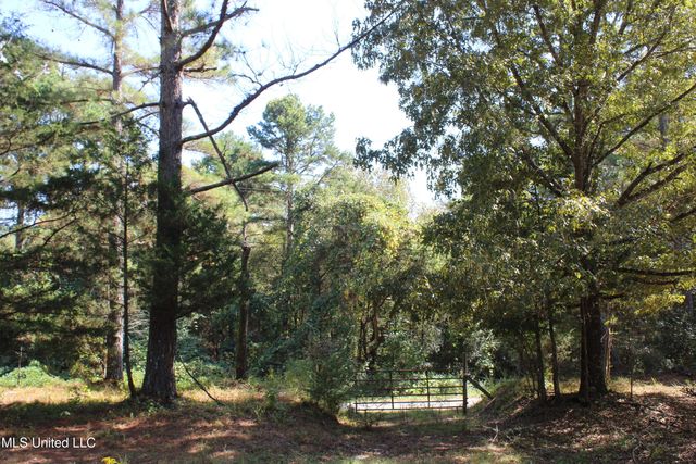 1540 Robert Ford Road, Waterford, MS 38685