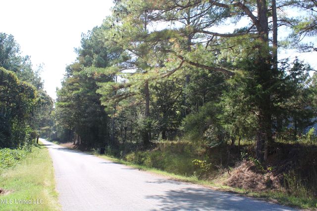 1540 Robert Ford Road, Waterford, MS 38685