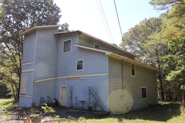 1540 Robert Ford Road, Waterford, MS 38685