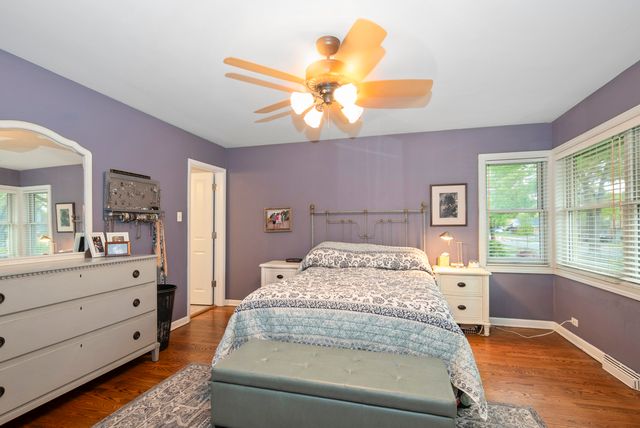 5301 howard Avenue, Western Springs, IL 60558