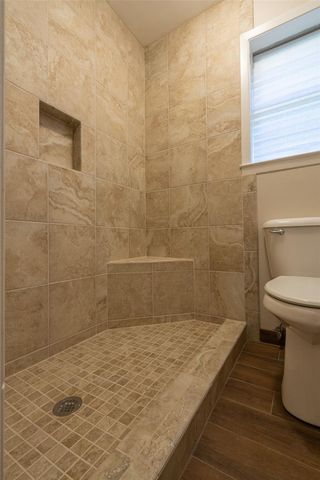 1025 N Meyer Street, Sealy, TX 77474