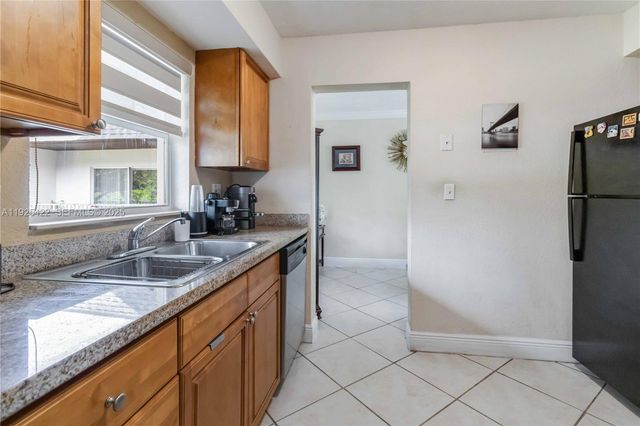 8475 SW 94th St 217E, Miami, FL 33156