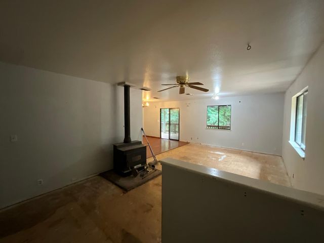 17719 Leal Ln, Brownsville, CA 95919