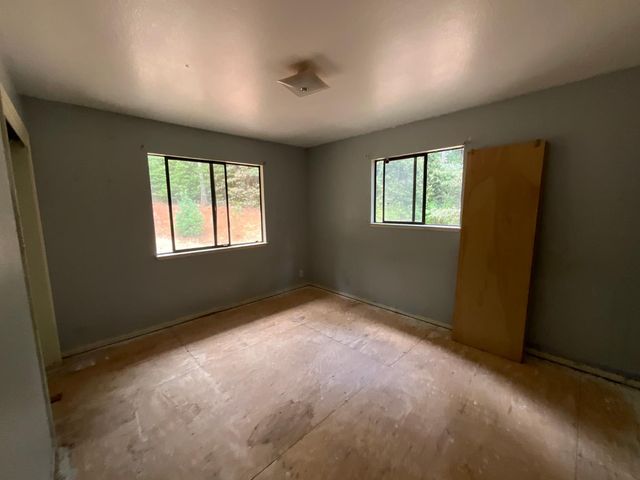 17719 Leal Ln, Brownsville, CA 95919