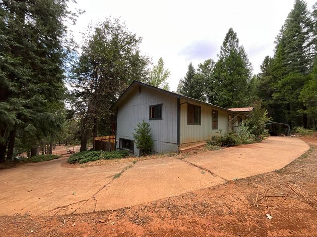 17719 Leal Ln, Brownsville, CA 95919