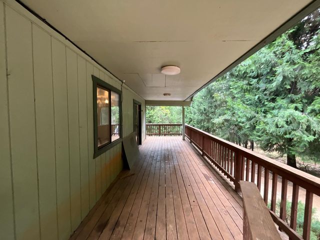 17719 Leal Ln, Brownsville, CA 95919