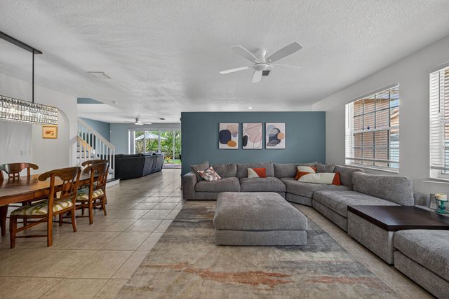 2078 Reston Circle, Royal Palm Beach, FL 33411