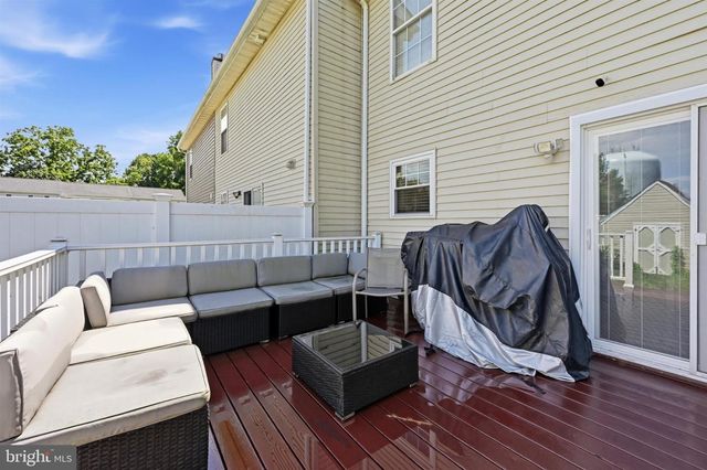 6 SHADOW LN, Bear, DE 19701