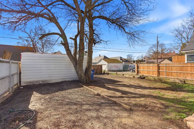 2401 W Dean Ave, Spokane, WA 99201