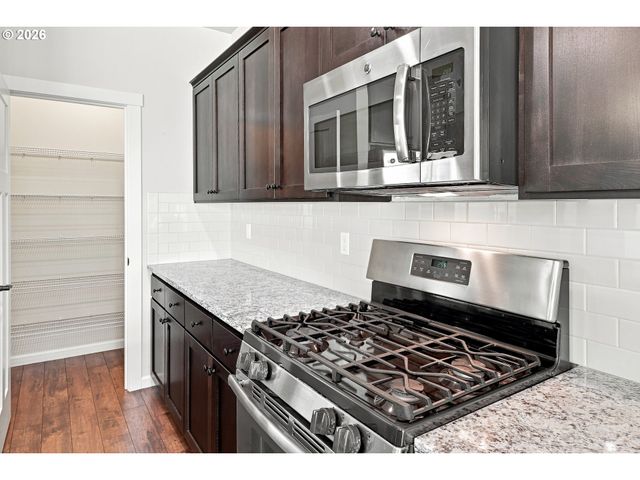 4255 Sw BRIXTON Ave, Gresham, OR 97080