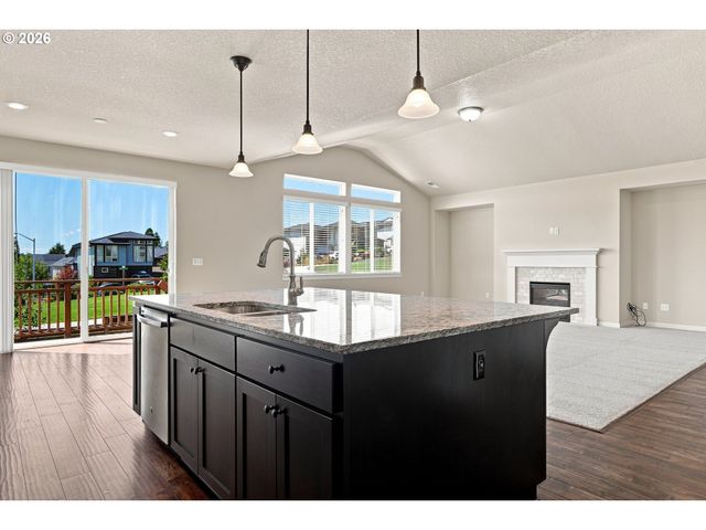 4255 Sw BRIXTON Ave, Gresham, OR 97080