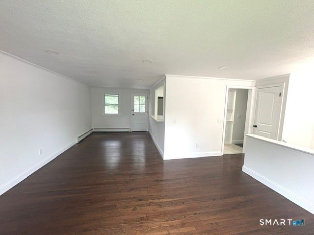 17 Forest Lane, Bloomfield, CT 06002