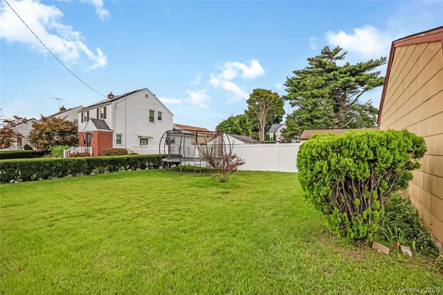 150 Holly Avenue, Hempstead, NY 11550