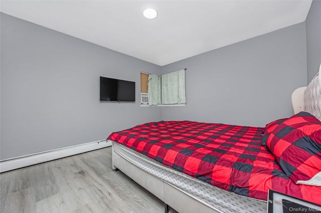 150 Holly Avenue, Hempstead, NY 11550