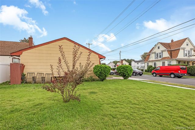 150 Holly Avenue, Hempstead, NY 11550