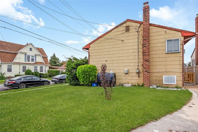 150 Holly Avenue, Hempstead, NY 11550