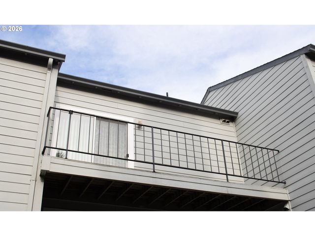 159 Sw FLORENCE Ave L64, Gresham, OR 97080