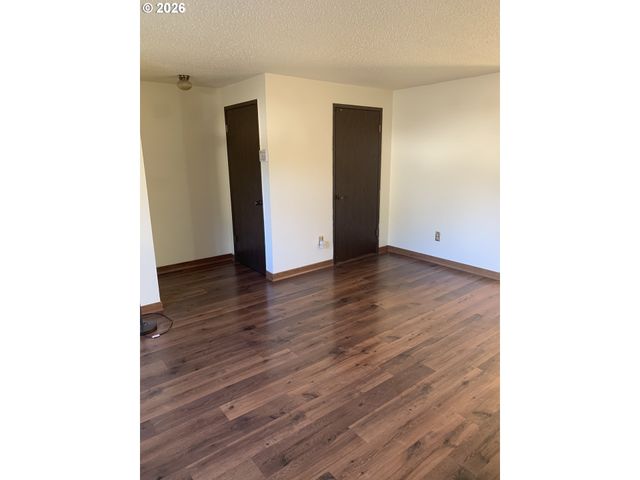 159 Sw FLORENCE Ave L64, Gresham, OR 97080