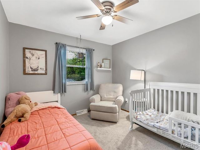 130 Hilltop Place, Collinsville, IL 62234