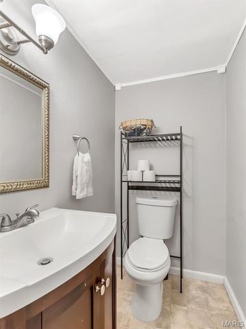 130 Hilltop Place, Collinsville, IL 62234