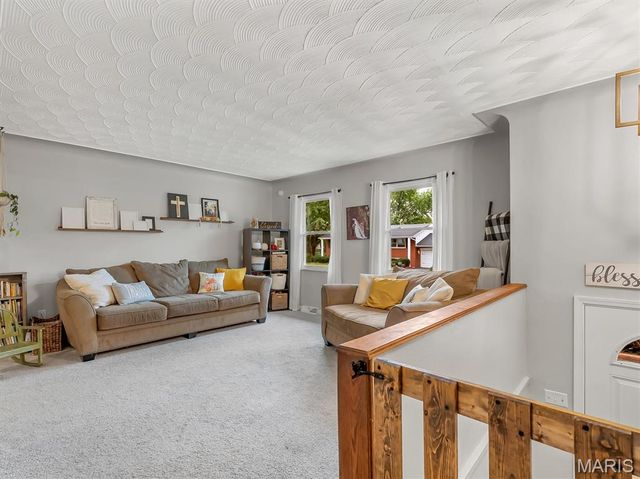 130 Hilltop Place, Collinsville, IL 62234