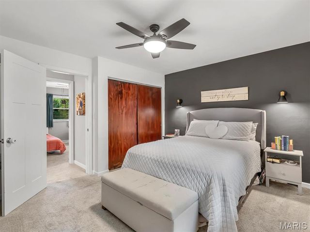 130 Hilltop Place, Collinsville, IL 62234