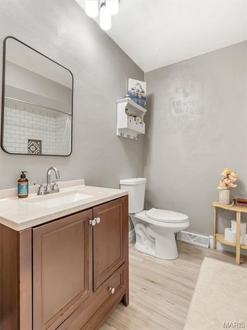 130 Hilltop Place, Collinsville, IL 62234