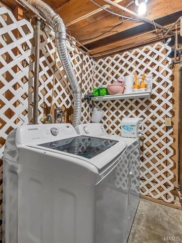 130 Hilltop Place, Collinsville, IL 62234