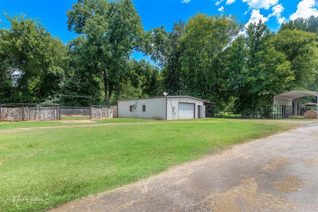 2675 Swan Lake Road, Bossier City, LA 71111