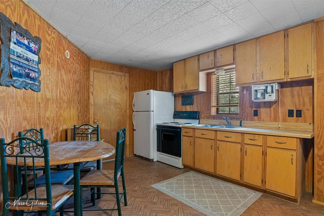 2675 Swan Lake Road, Bossier City, LA 71111