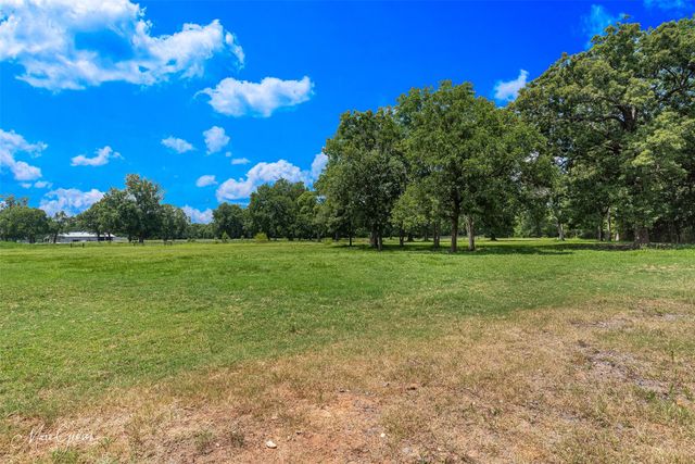 2675 Swan Lake Road, Bossier City, LA 71111