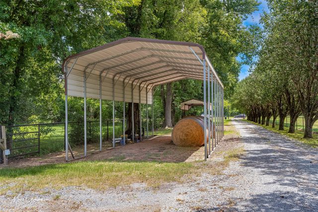 2675 Swan Lake Road, Bossier City, LA 71111