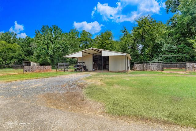 2675 Swan Lake Road, Bossier City, LA 71111