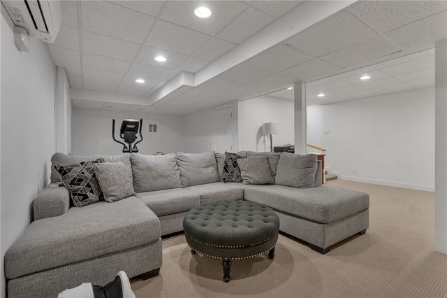 6 Fleuette Drive, Bellingham, MA 02019