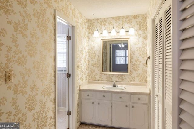 170 Dunwoody Drive, Athens, GA 30605