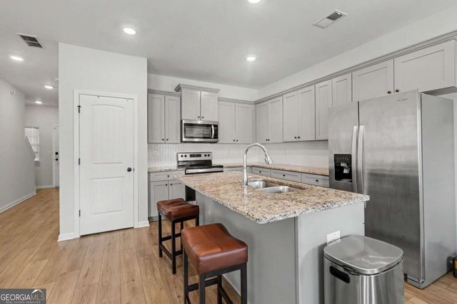 6996 Zaniah Road SW, Atlanta, GA 30331