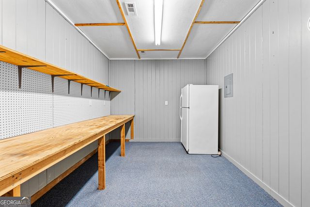 423 Woods Road, Brooks, GA 30205