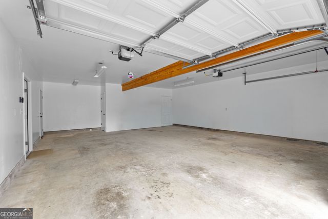 423 Woods Road, Brooks, GA 30205