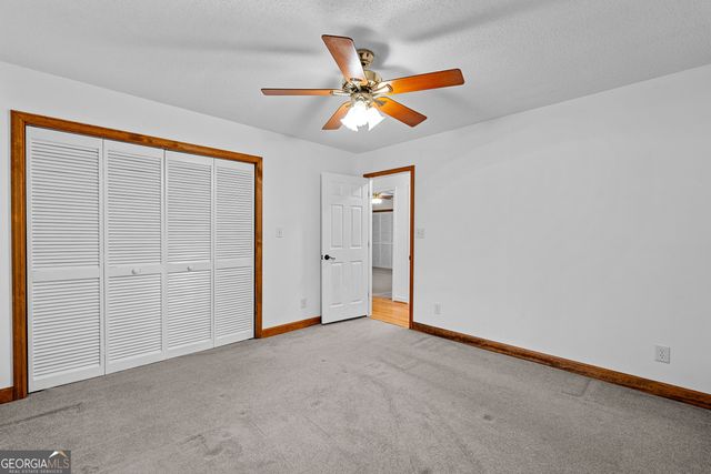 423 Woods Road, Brooks, GA 30205