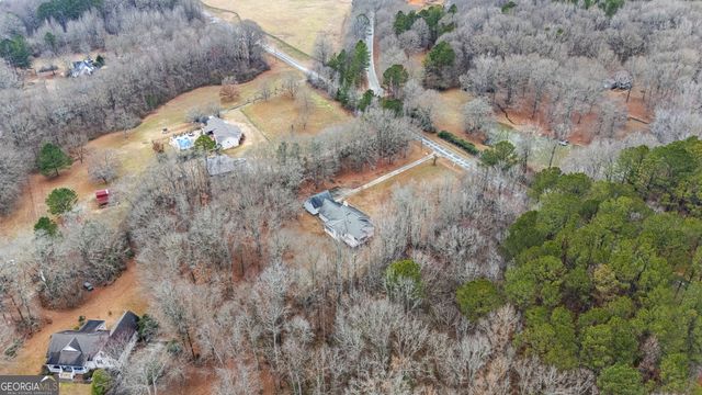 423 Woods Road, Brooks, GA 30205
