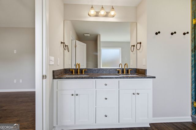 126 Charleston Lane, Milner, GA 30257