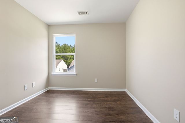 126 Charleston Lane, Milner, GA 30257