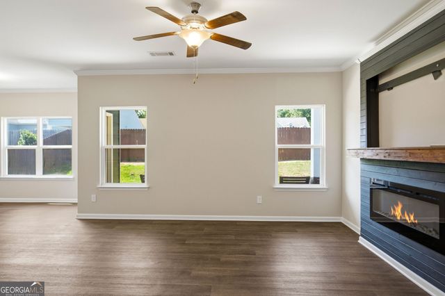 126 Charleston Lane, Milner, GA 30257
