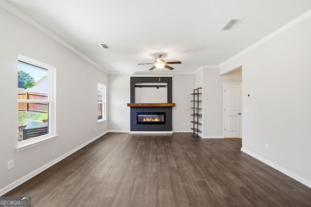 126 Charleston Lane, Milner, GA 30257