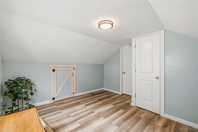 27 Hyde Park, Lockport City, NY 14094