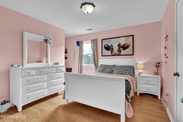 21801 Us-17, Hampstead, NC 28443