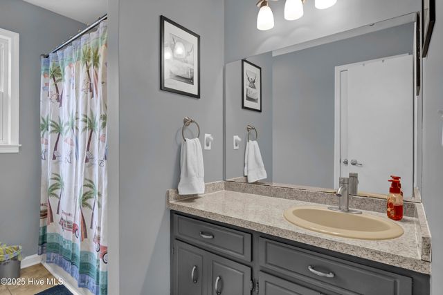 21801 Us-17, Hampstead, NC 28443