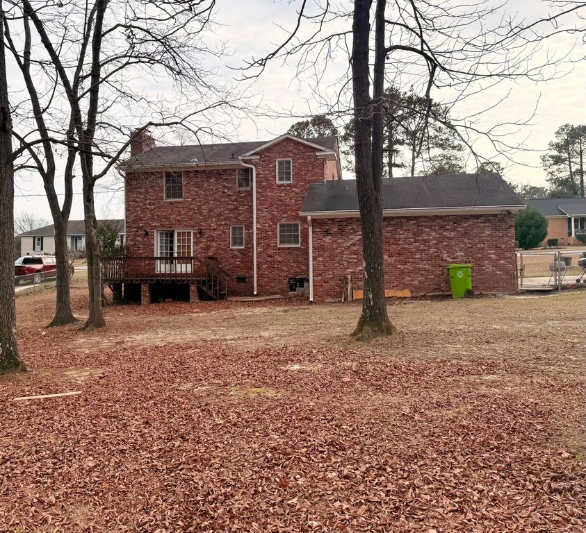 Image 4 of property listing at 7901 Tradd Street, Columbia, SC 29209